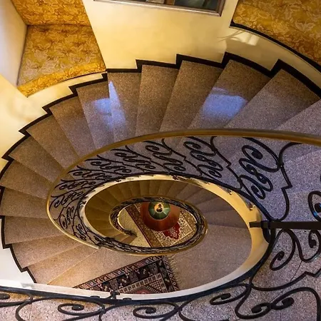 Bianca Luxury In Rapallo